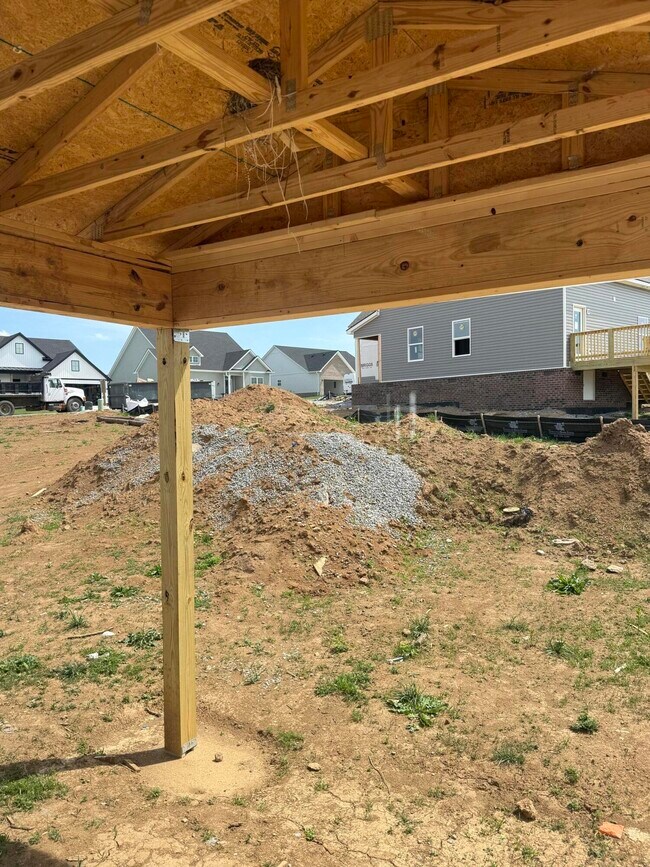 Building Photo - 504 Cripple Creek Cir