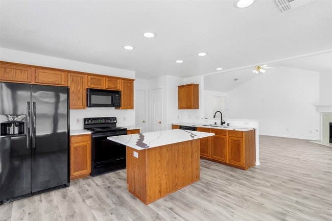 Building Photo - 25315 Twister Tr