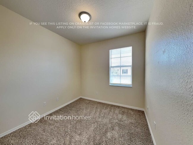 Building Photo - 187 E Thatch Palm Cir