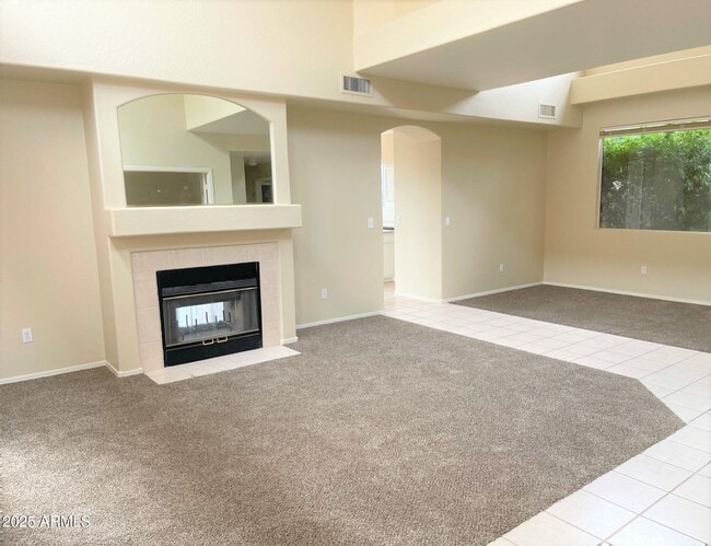 Building Photo - 1529 E South Fork Dr