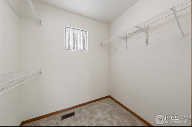 Building Photo - 2615 Anemonie Dr