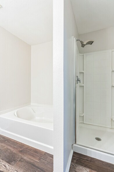 Building Photo - 1205 Saltgrass Dr