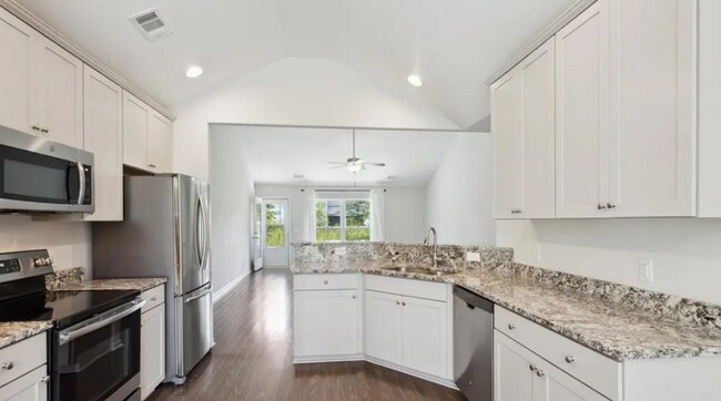 Building Photo - Beautiful 4BR Home in Gated Ramsey Landing!