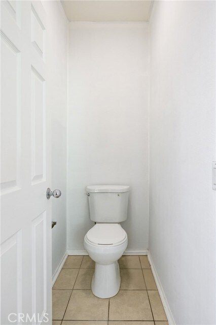 Building Photo - 22421 Hawthorn Ave