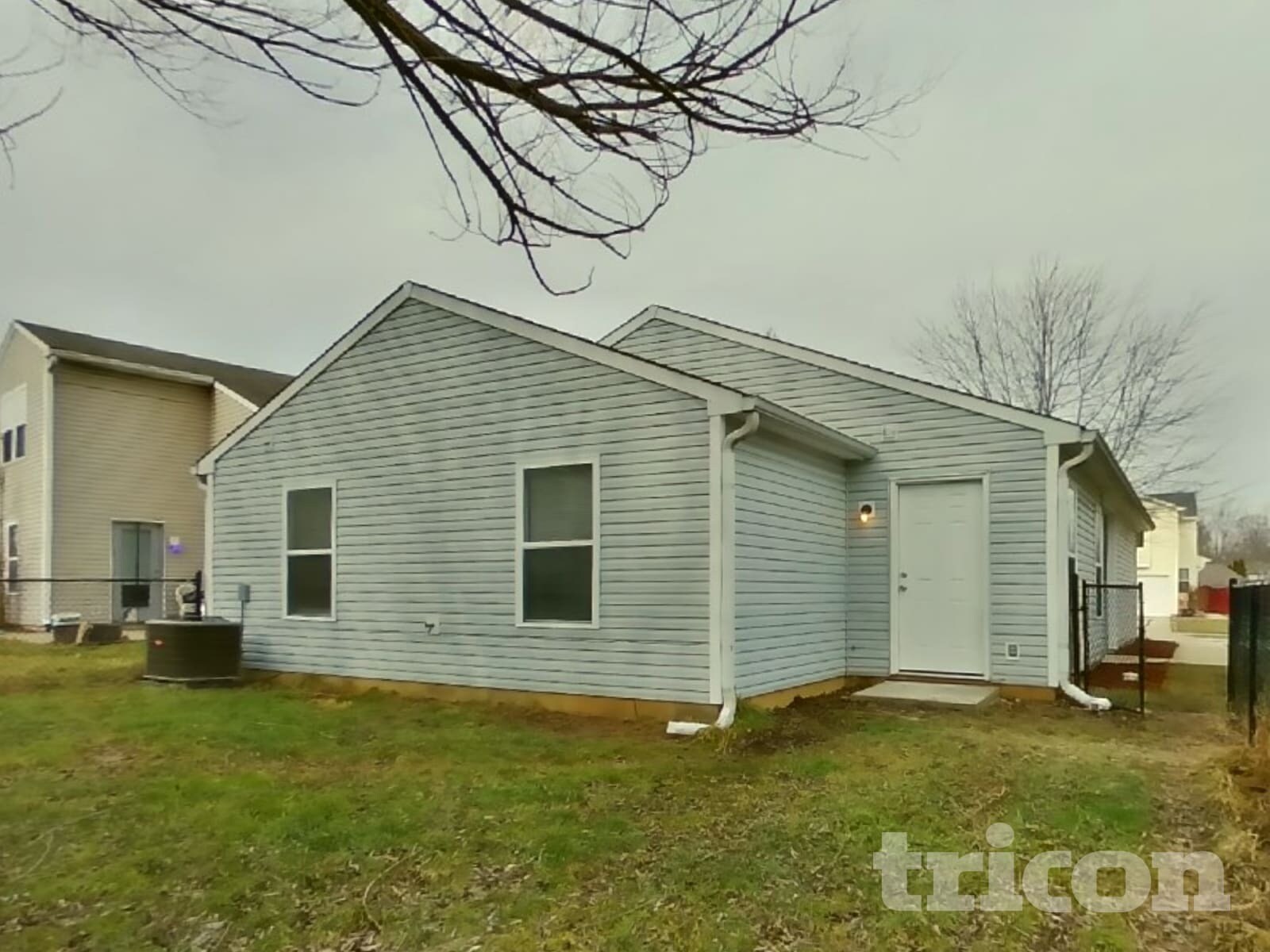 Building Photo - 683 Florence Dr