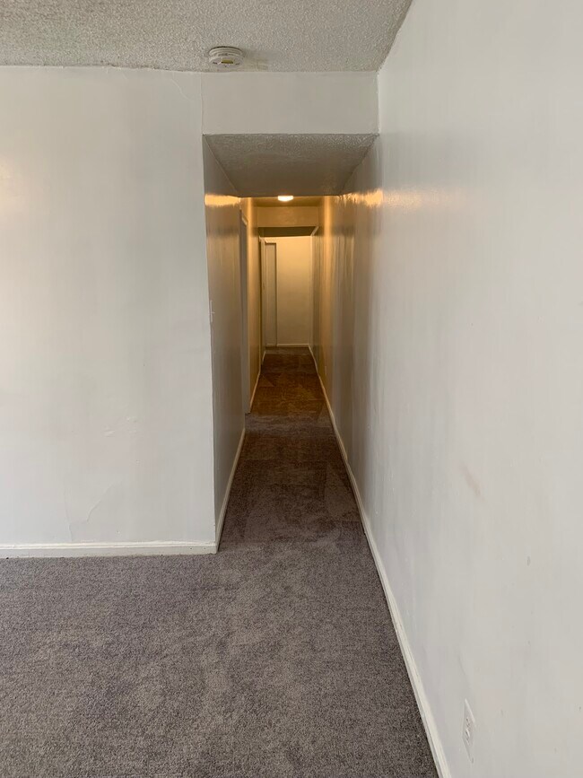 Hallway - 422 Condon Ter SE