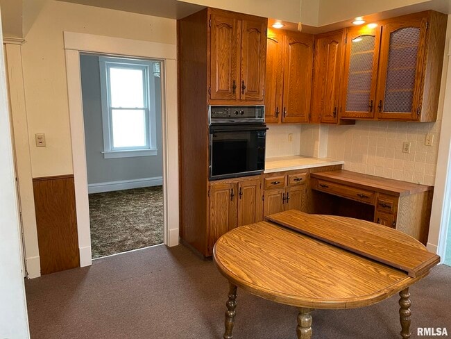 Building Photo - 2206 Pacific St