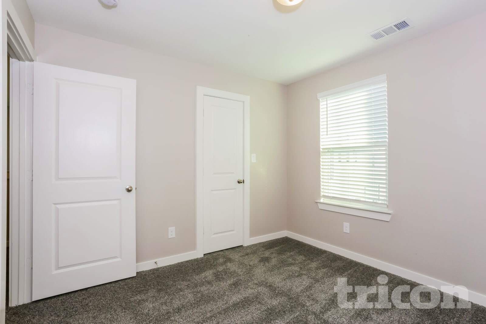 Building Photo - 4300 Stonybrook Rd