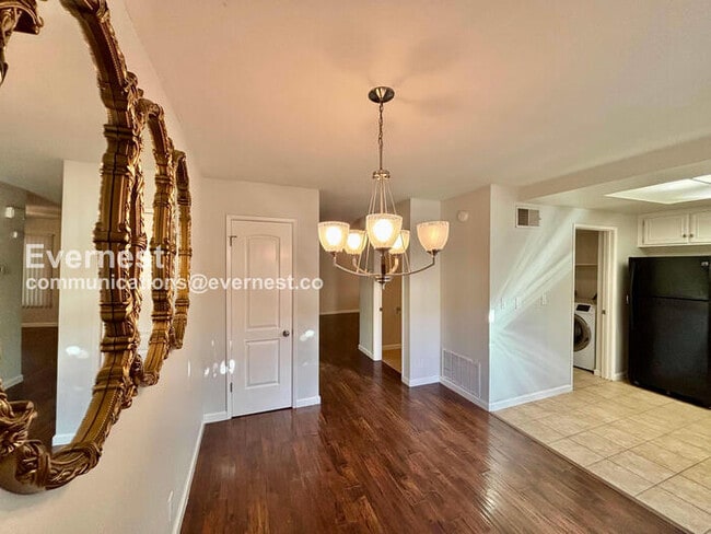 Building Photo - 8347 Burnet Ave