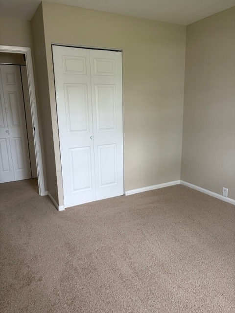 Building Photo - 713 Essex Ave