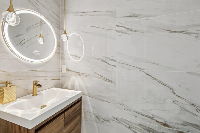 Building Photo - 458 Buffalo Ct