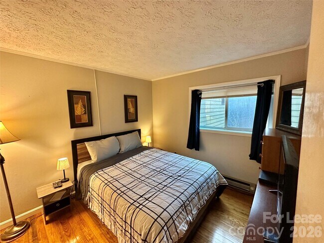 Building Photo - 106 Sugar Ski Dr