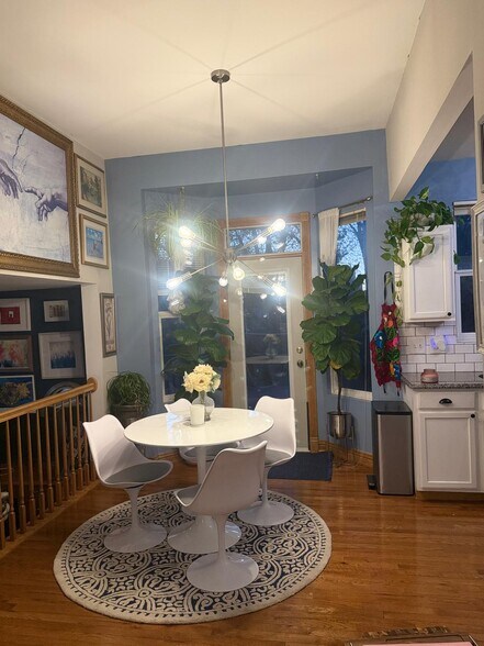 Building Photo - 1951 Spinnaker Ct