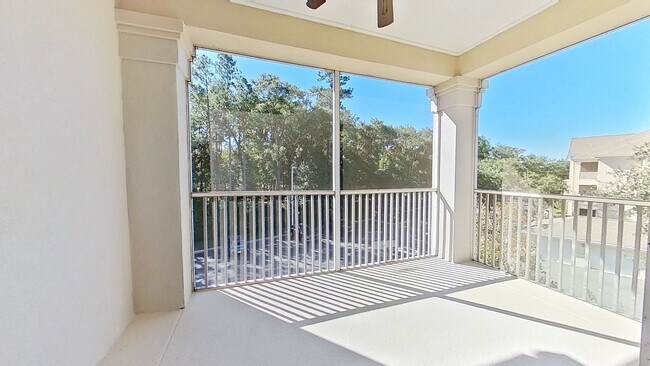 Building Photo - Beautiful Condominium on Beach Blvd!