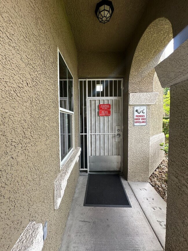Building Photo - 9975 Peace Way