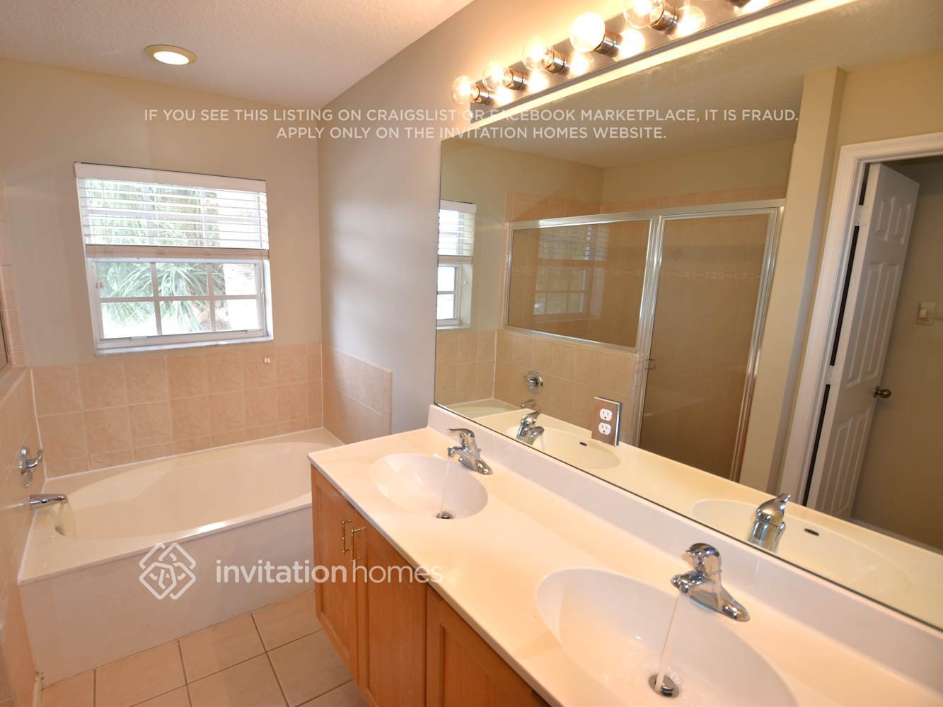 Building Photo - 5821 Azalea Cir