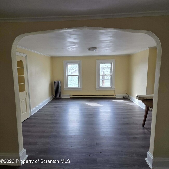 Building Photo - 114 N Hyde Park Ave