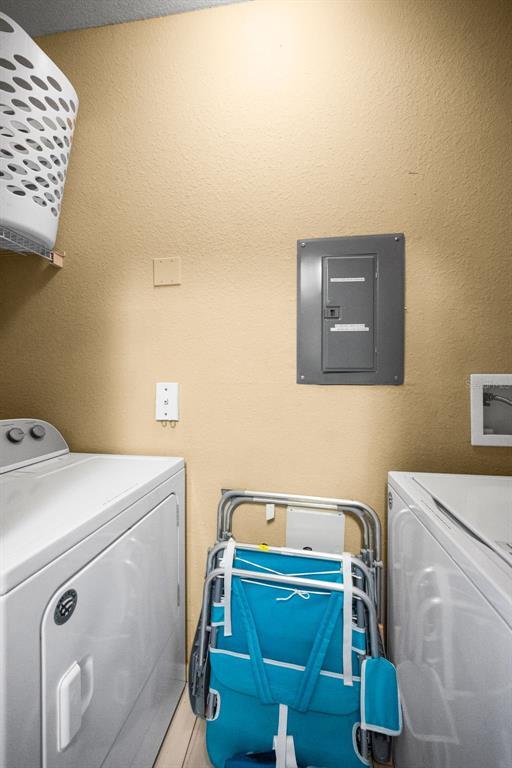 Building Photo - 2141 Portofino Pl