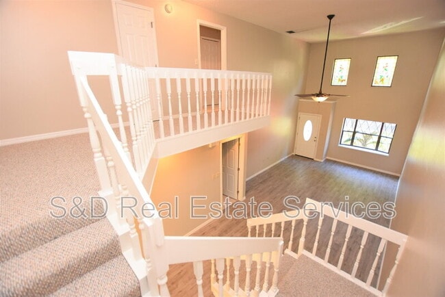 Building Photo - 637 Victoria Square Ln
