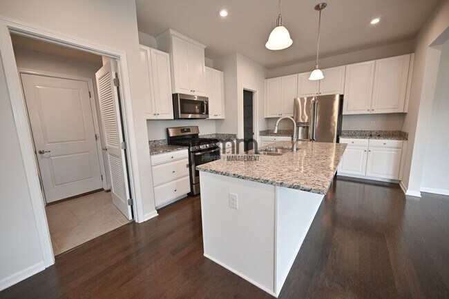 Building Photo - 8768 Mavis Trl