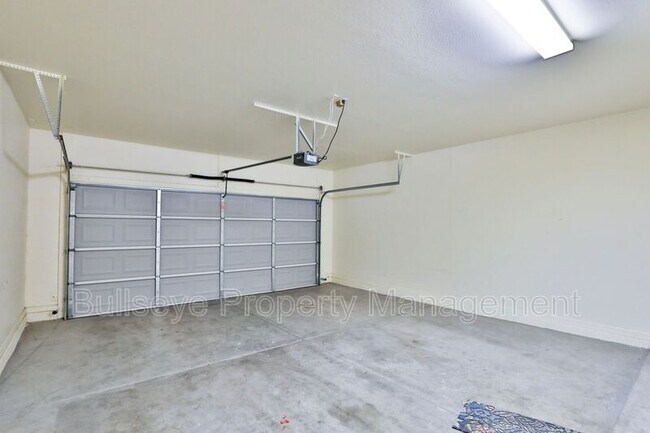 Building Photo - 3474 E Liberty Ln