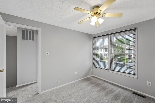 Building Photo - 8025 Tyson Oaks Cir