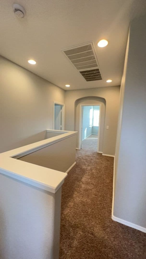 Building Photo - 714 W Riviera Ln