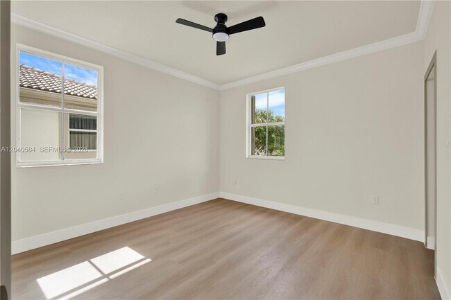 Building Photo - 11921 SW 126th Terrace