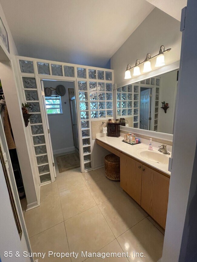 Building Photo - 4 br, 2 bath House - 2502 Reflections Place