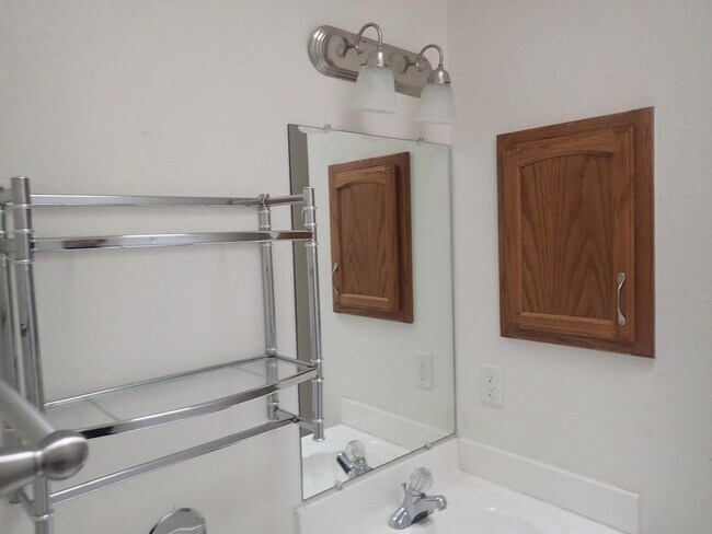 Building Photo - 12444 Tierra Inca Dr