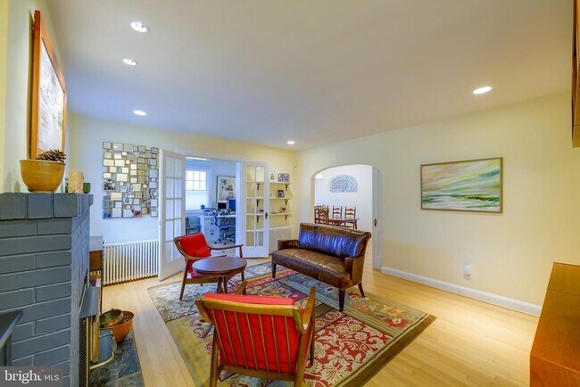 Building Photo - 4504 Highland Ave