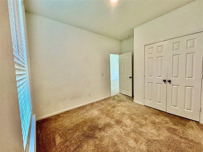 Building Photo - 10614 Cashew Run Ln