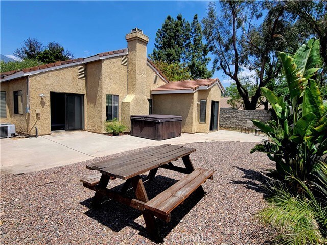 Building Photo - 28973 Willow Creek Ln