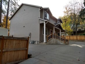 Building Photo - 15808 SW Division St