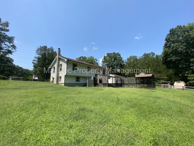 Building Photo - 491 Cropp Rd