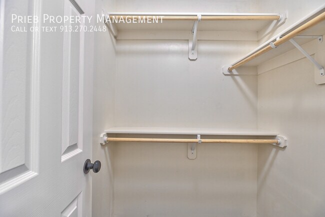 Building Photo - 714 N Findley St