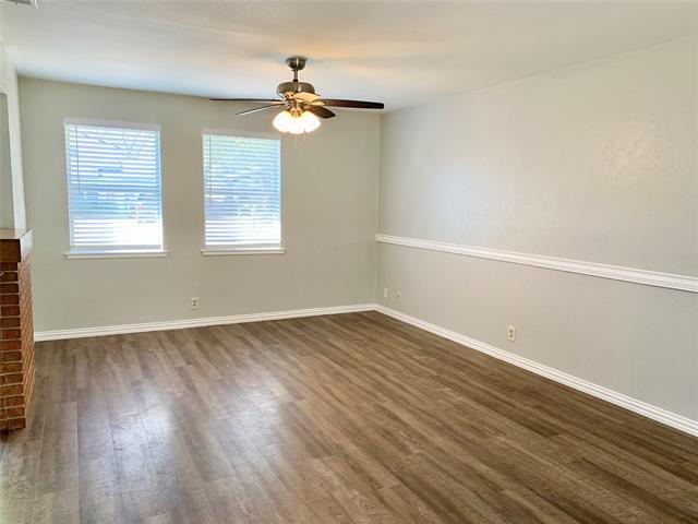 Building Photo - 909 Memorial Dr