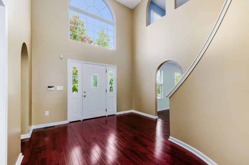 Building Photo - 3902 River's Run Dr