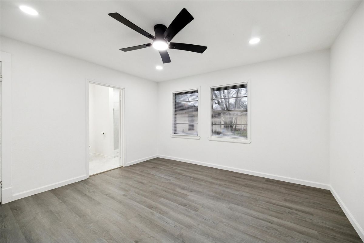 Building Photo - 1500 Harvard St