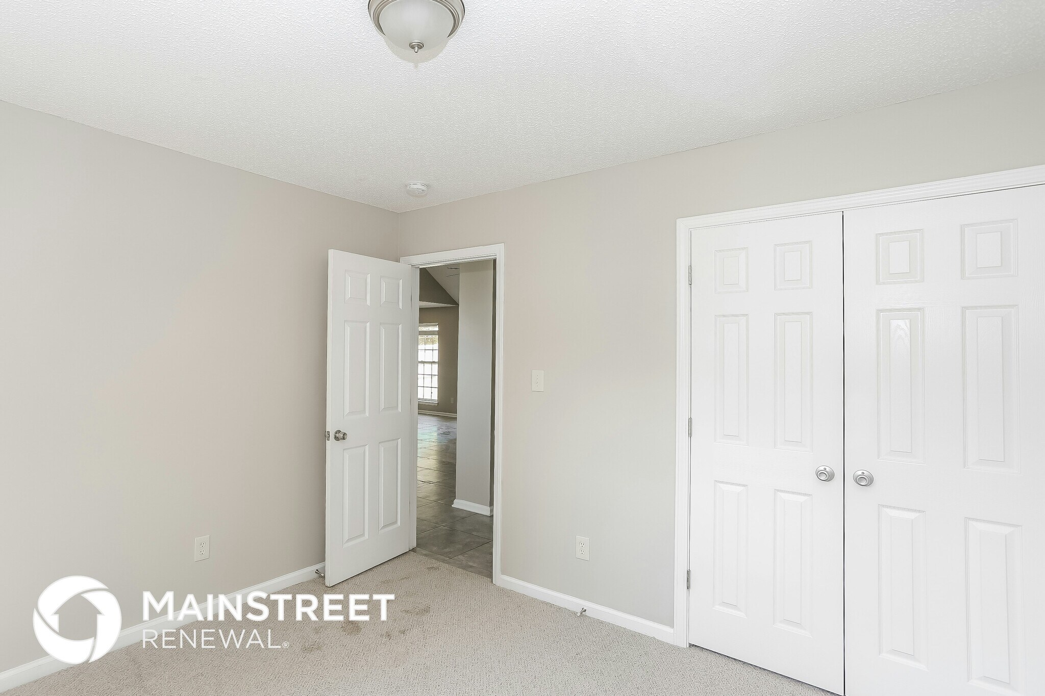 Building Photo - 13503 Willow Falls Rd