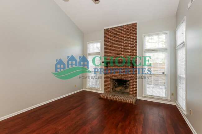 Building Photo - 9223 N Vicksburg Park Ct
