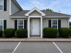 Building Photo - Two bedroom, 1 bath apartment in Graham (Park Place Apts)