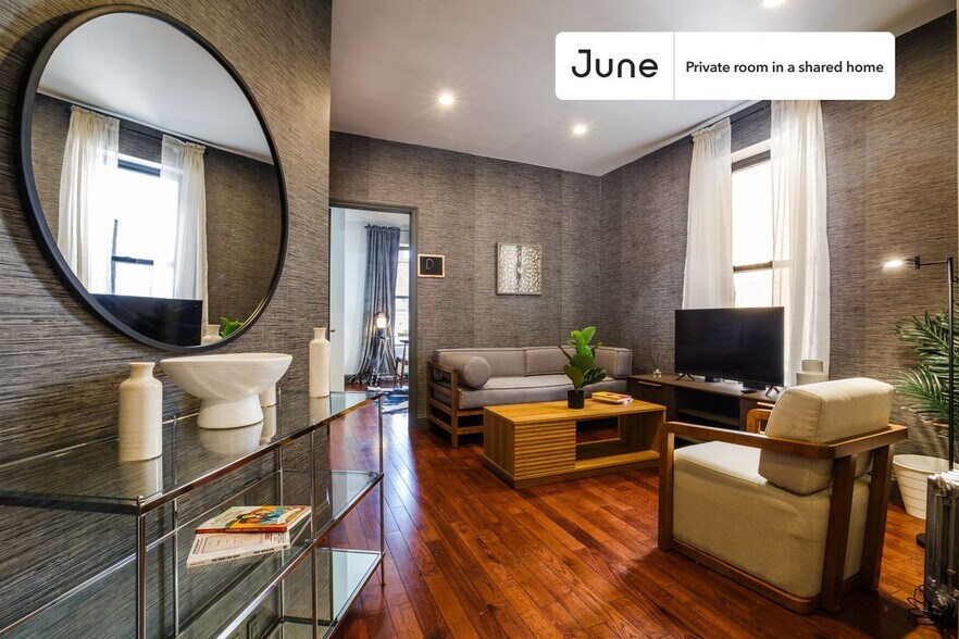 Building Photo - Room in Shared 4 bed/1 bath home in West Harlem