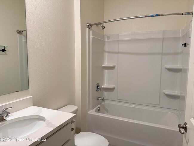 Building Photo - 1566 Criswell Ln SE