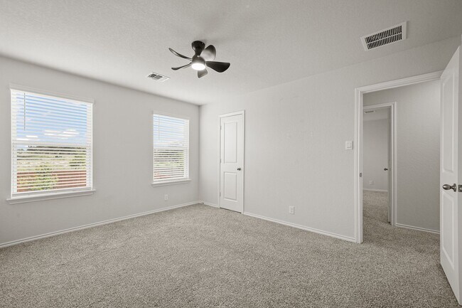 Building Photo - 5339 Trinity Run