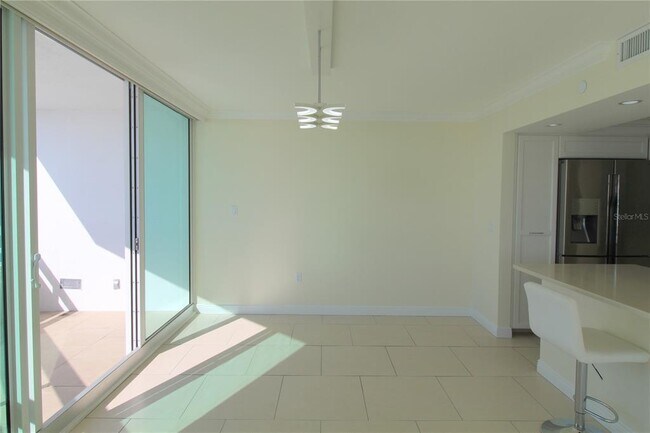 Building Photo - 988 Blvd of the Arts