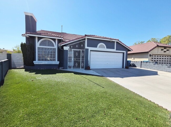 Building Photo - 4028 Zapotec Way