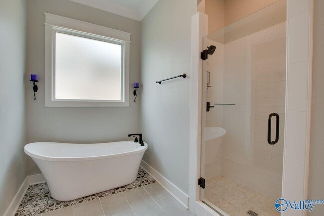 Building Photo - 6128 Pembrook Pond Pl SE