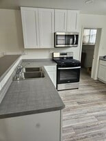 Building Photo - S83W20729 Janesville Rd