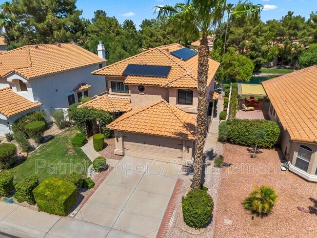 Building Photo - 1575 S Pennington Dr